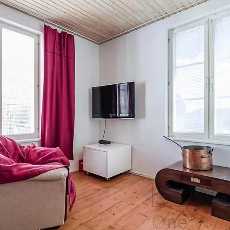 Light-filled Near Old Town & - Free Parking - Close To Port Tallinn