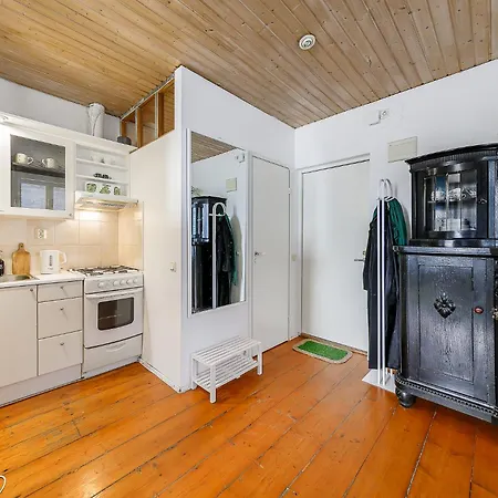 Light-filled Near Old Town & - Free Parking - Close To Port 아파트